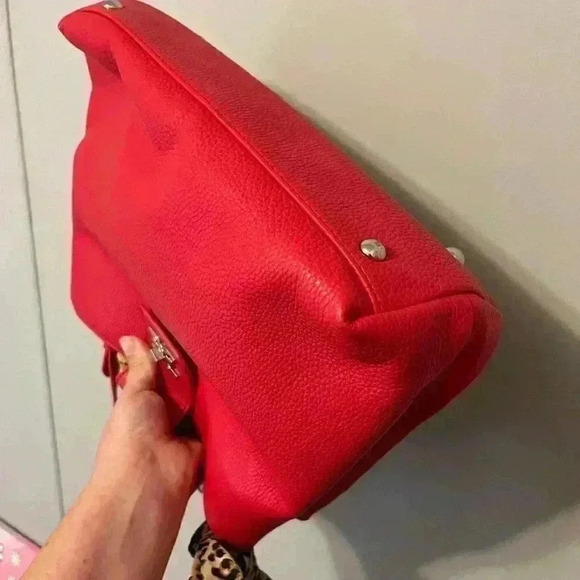 Sam Edelman Ruby Red Satchel/Crossbody w/Bamboo
Style Handle - Picture 12 of 16